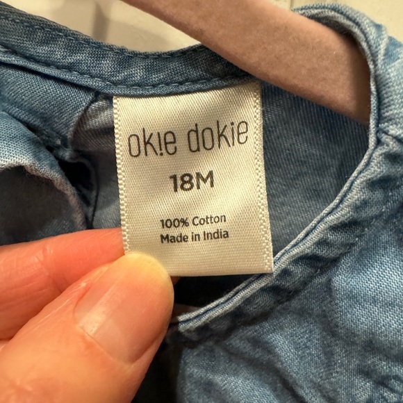 NWOT Okie Dokie 18M Girls Blue Jean Flutter Sleeve Short Sleeve Blouse - Picture 4 of 4